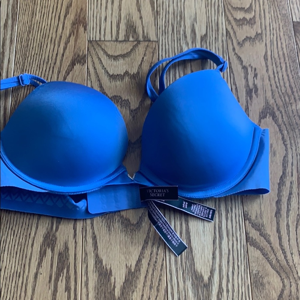 Very sexy Victoria secret BRA push up